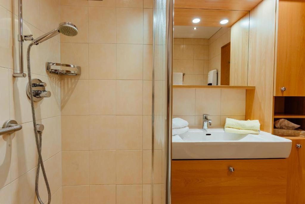 Haus Annelies Top 3 By Moni-Care Зеефельд в Тироле Экстерьер фото