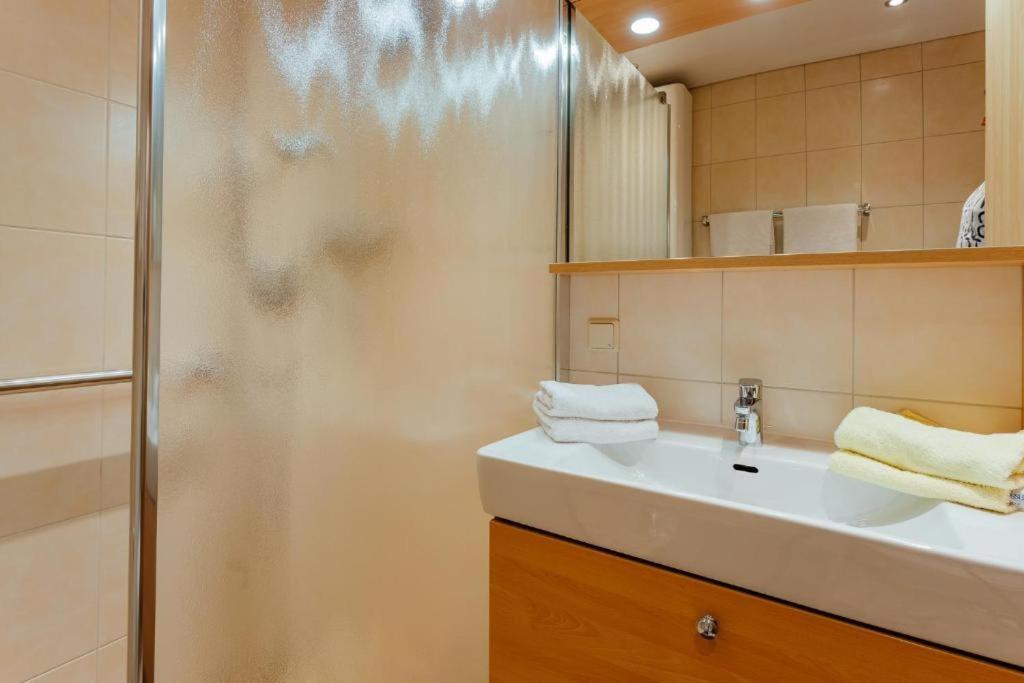 Haus Annelies Top 3 By Moni-Care Зеефельд в Тироле Экстерьер фото